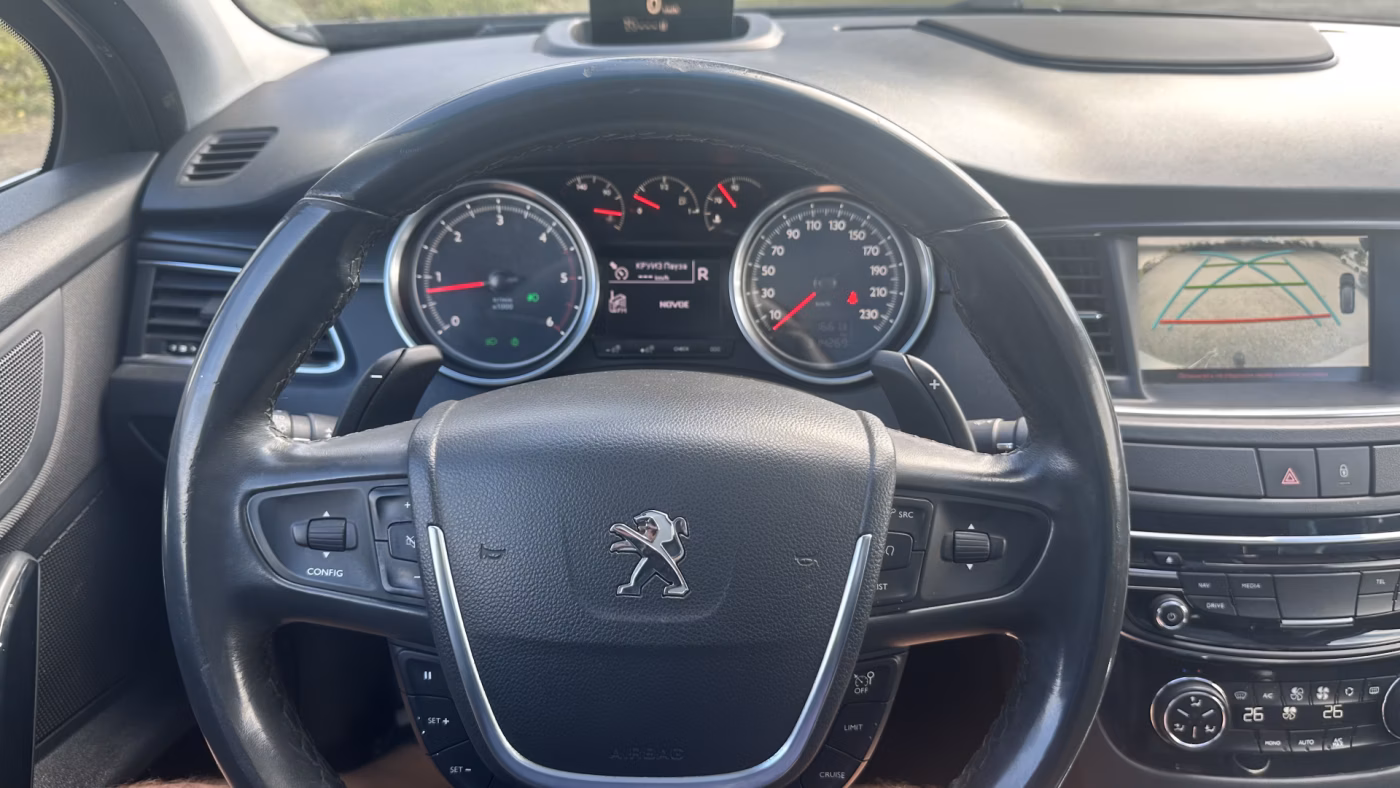 Peugeot 508 фото 22