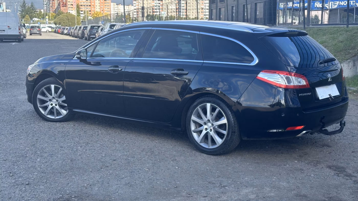 Peugeot 508 фото 13