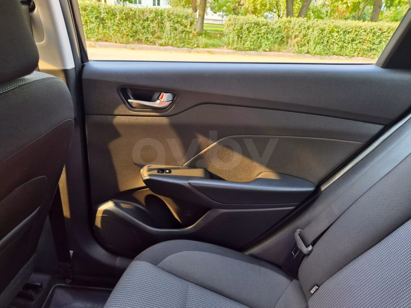 Hyundai Accent фото 12