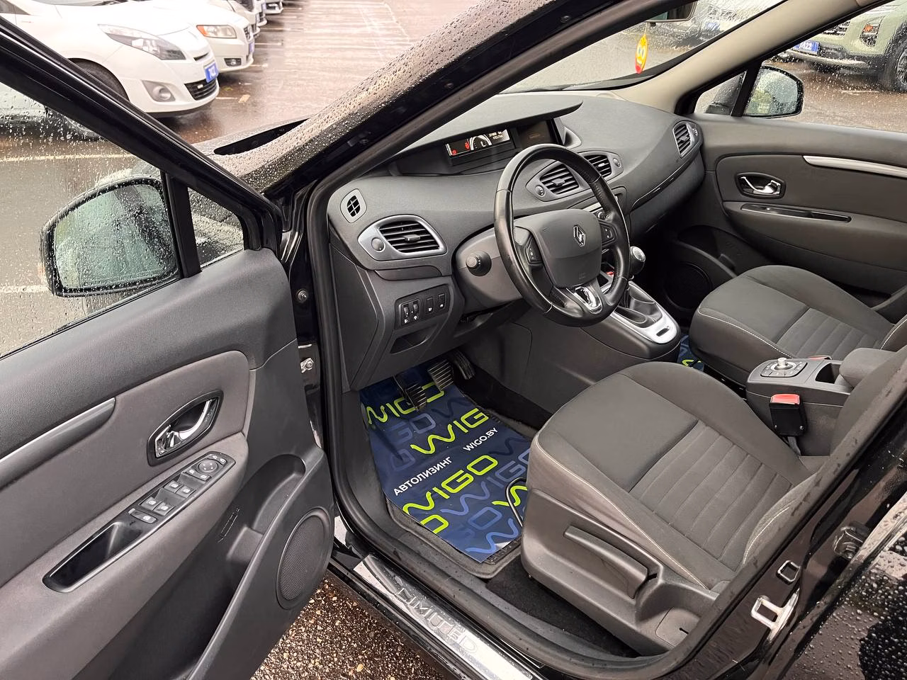 Renault Scenic фото 10