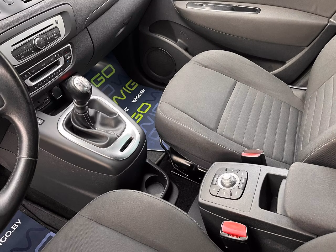 Renault Scenic фото 15