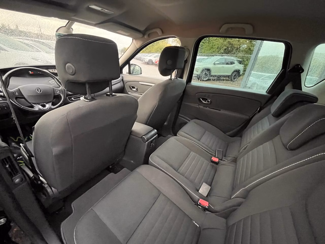 Renault Scenic фото 17