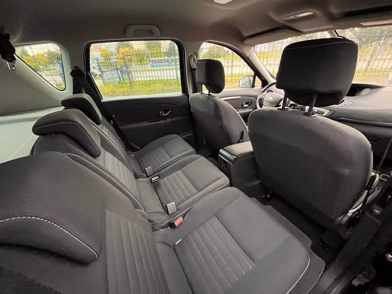 Renault Scenic фото 18