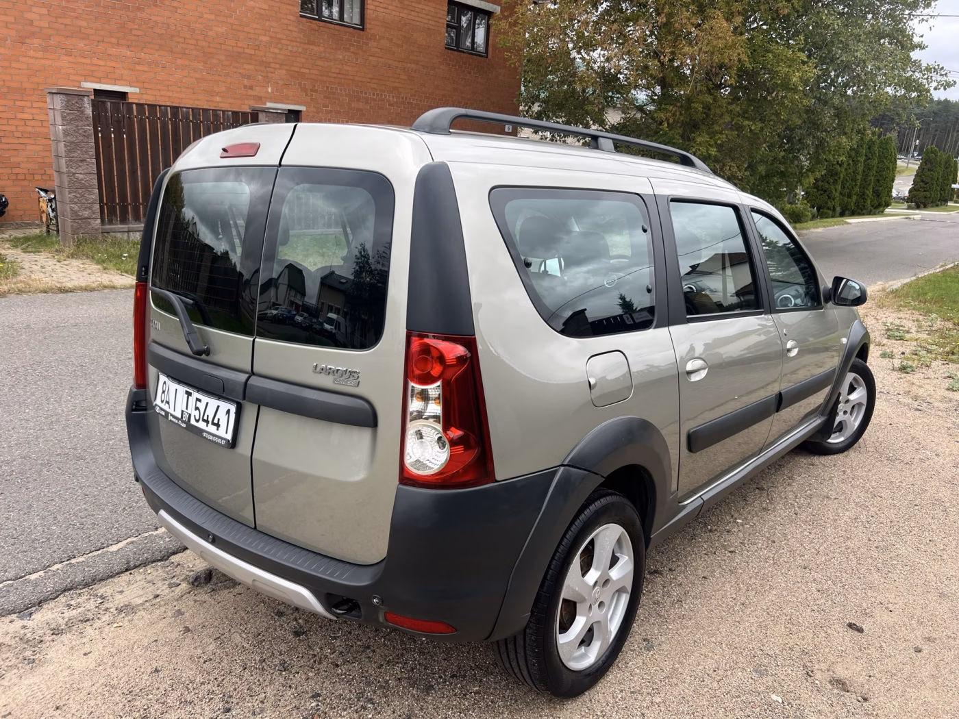 Lada (ВАЗ) Largus фото 9