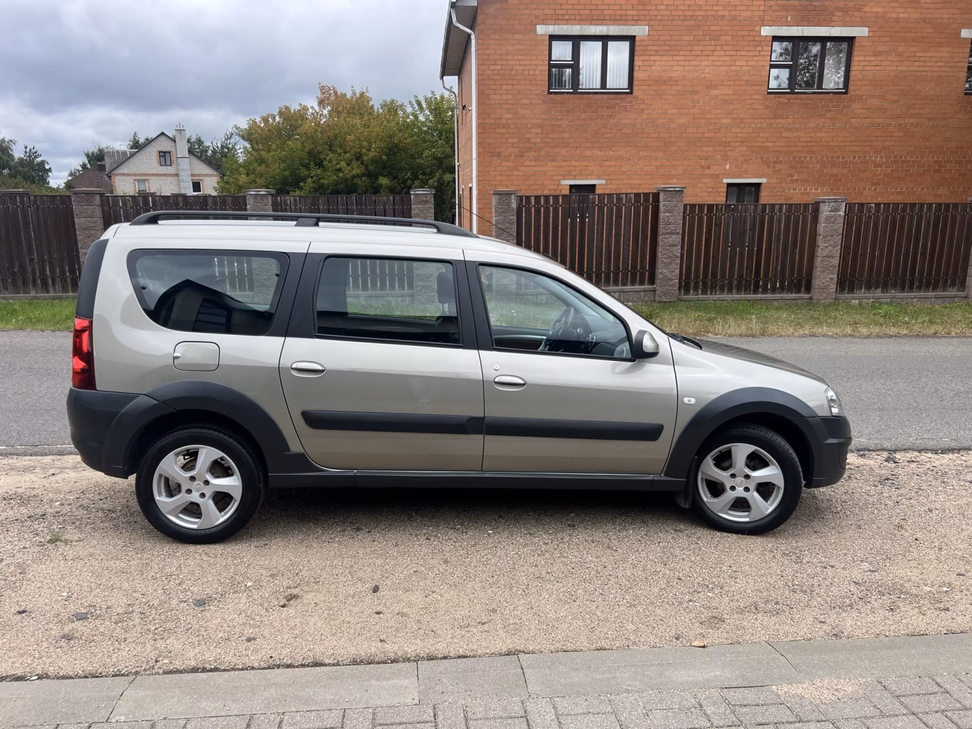 Lada (ВАЗ) Largus фото 21
