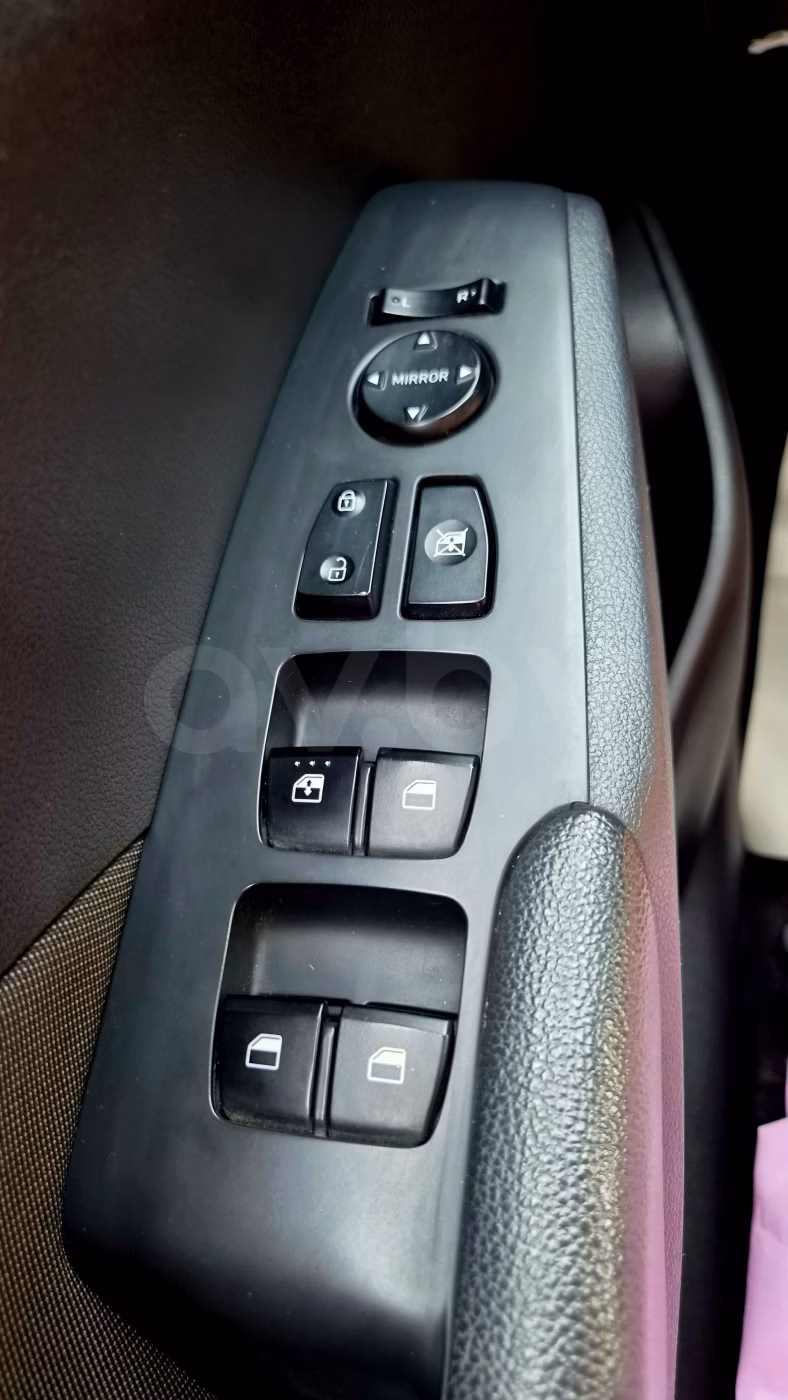 Hyundai Accent фото 11