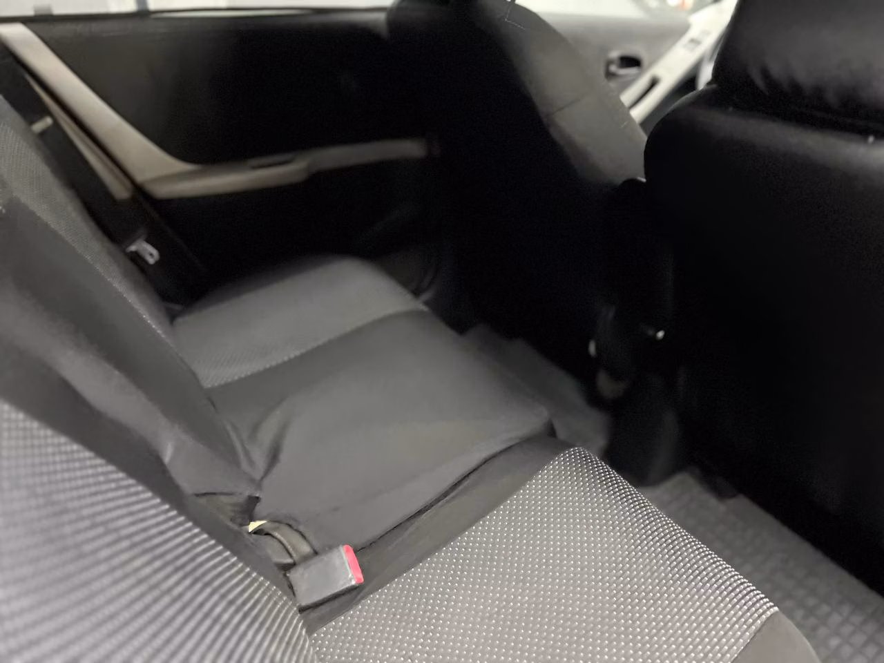 Toyota Yaris фото 9
