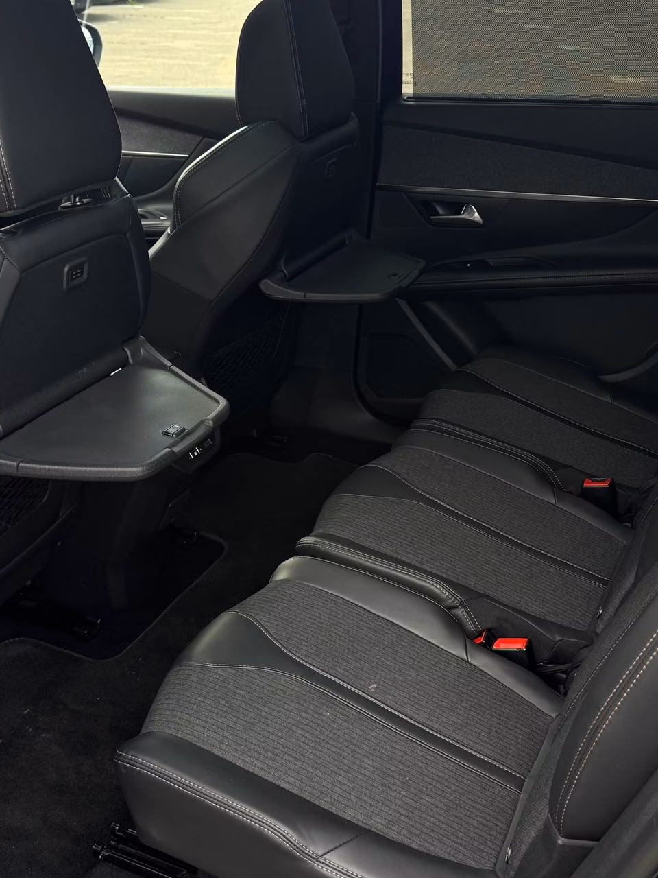 Peugeot 5008 фото 17