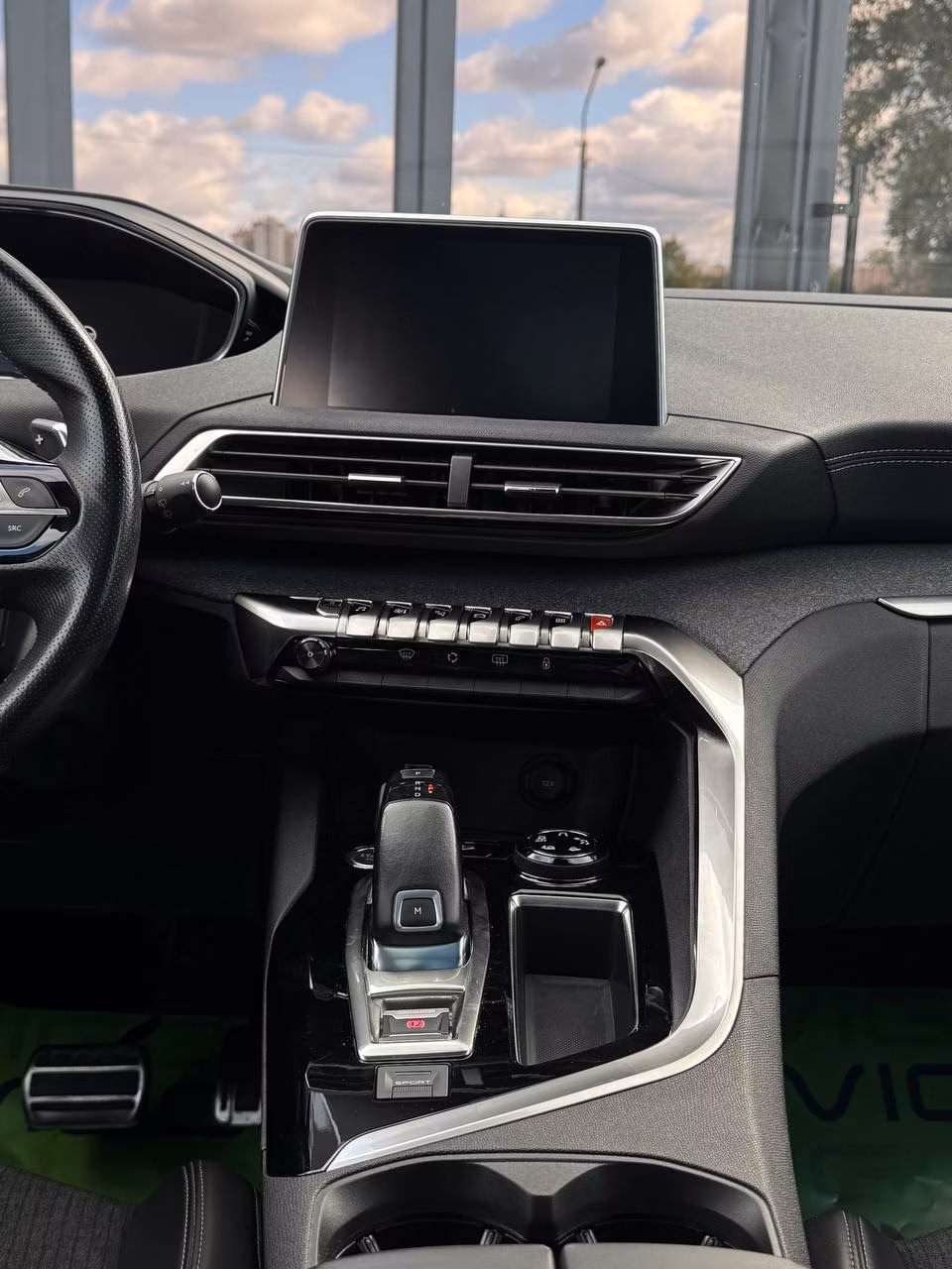 Peugeot 5008 фото 13
