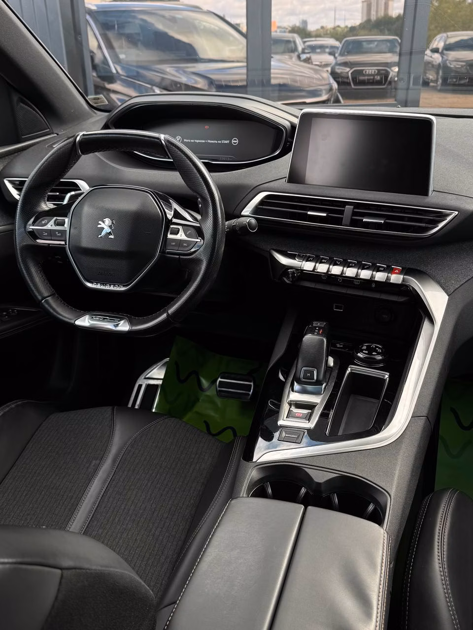 Peugeot 5008 фото 18