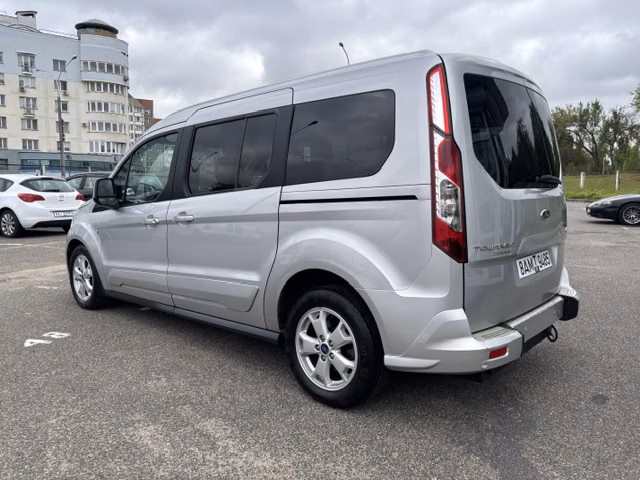 Ford Tourneo Connect фото 4