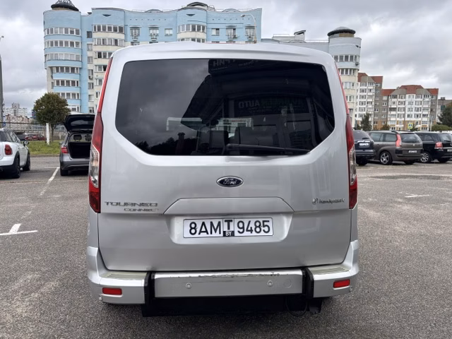 Ford Tourneo Connect фото 5
