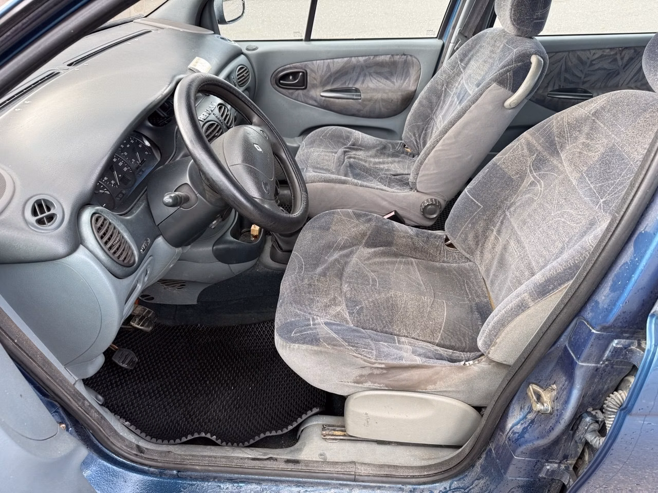 Renault Scenic фото 9