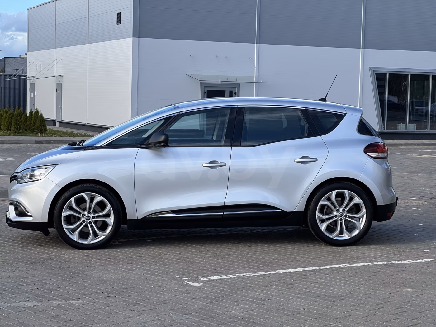 Renault Scenic фото 3