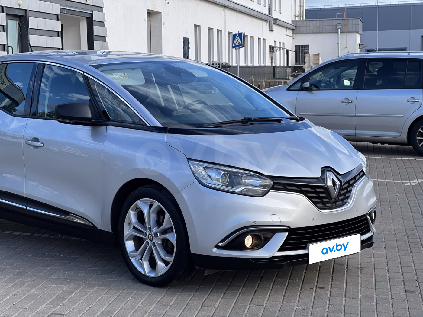 Renault Scenic фото 5