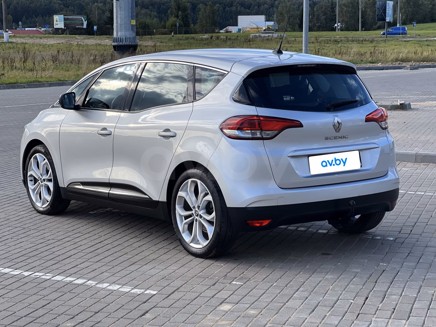 Renault Scenic фото 11