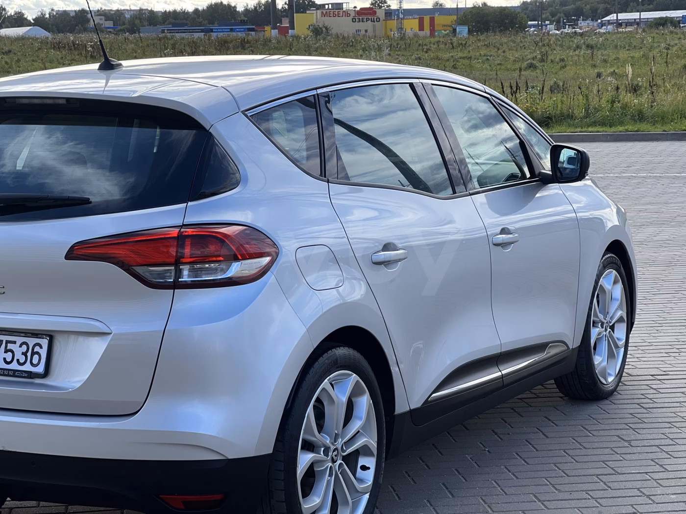 Renault Scenic фото 13