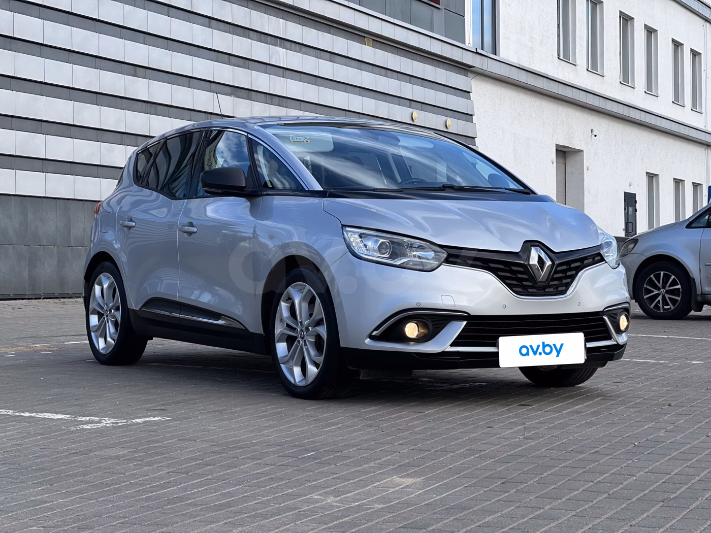 Renault Scenic фото 17