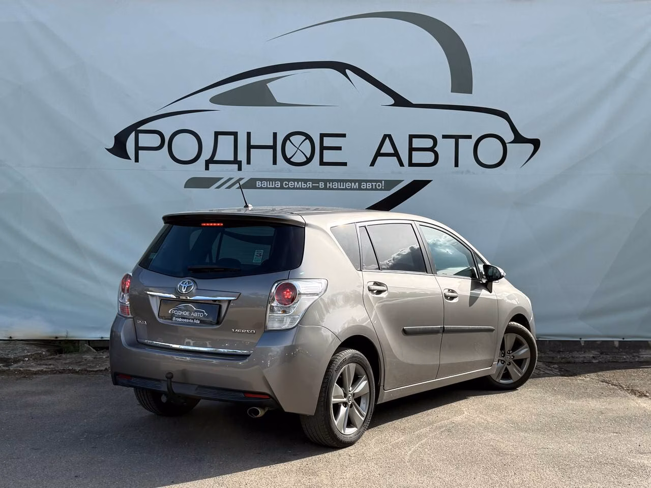 Toyota Verso фото 6