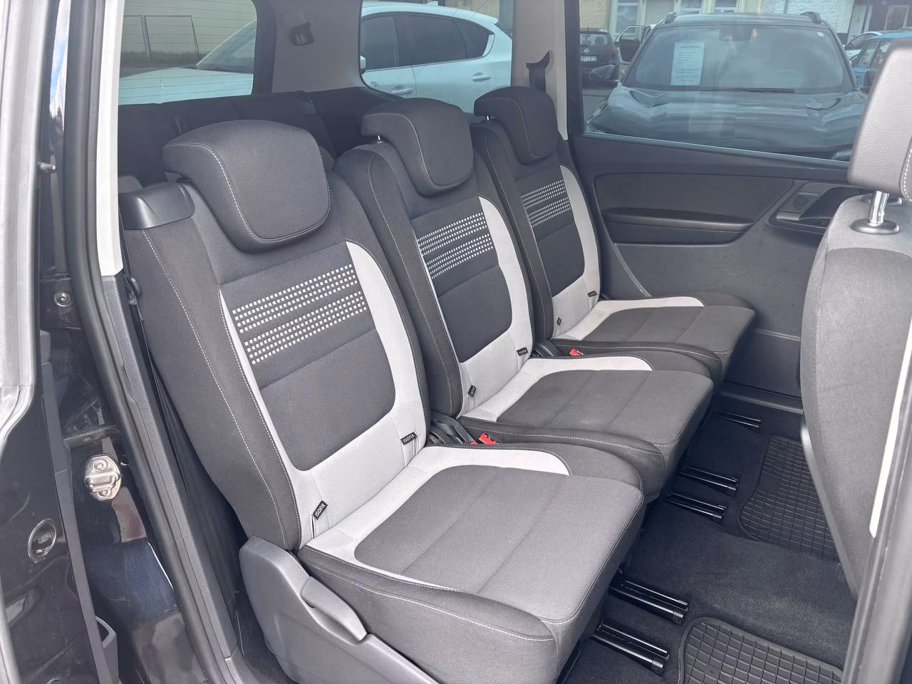 Volkswagen Sharan фото 14
