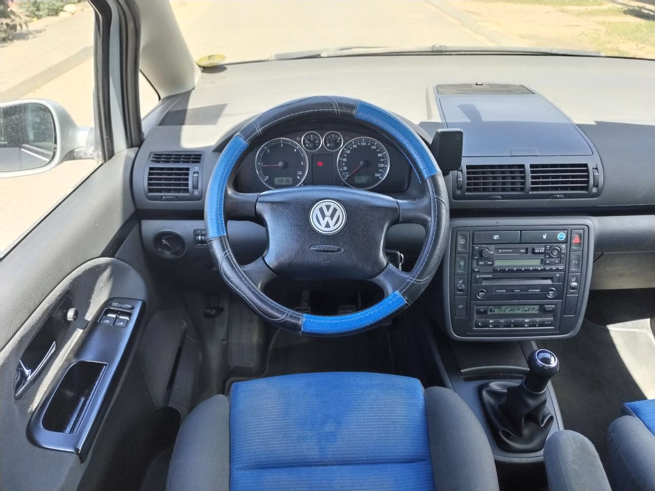 Volkswagen Sharan фото 20