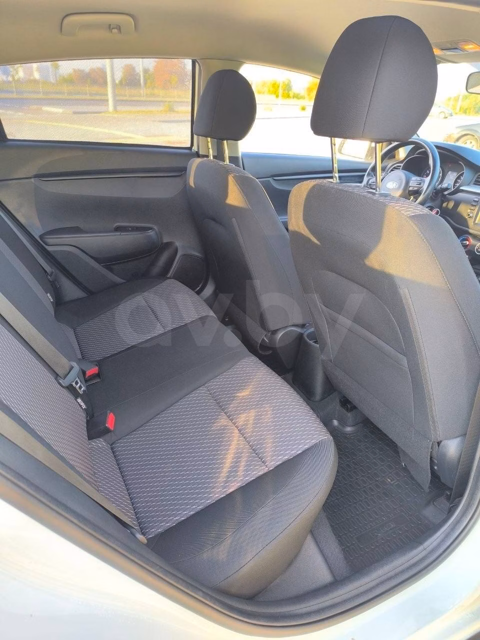 Kia Rio X (X-Line) фото 9