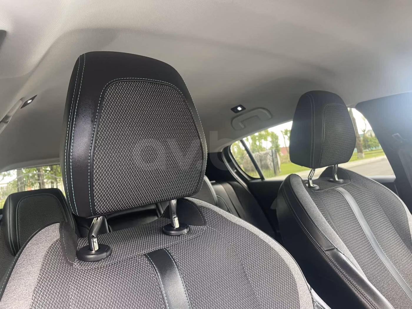 Peugeot 308 фото 14