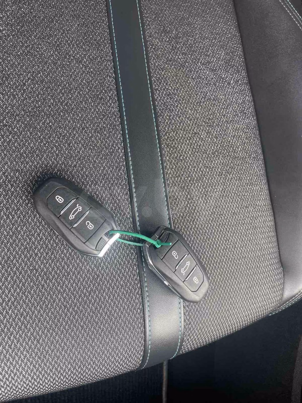 Peugeot 308 фото 22