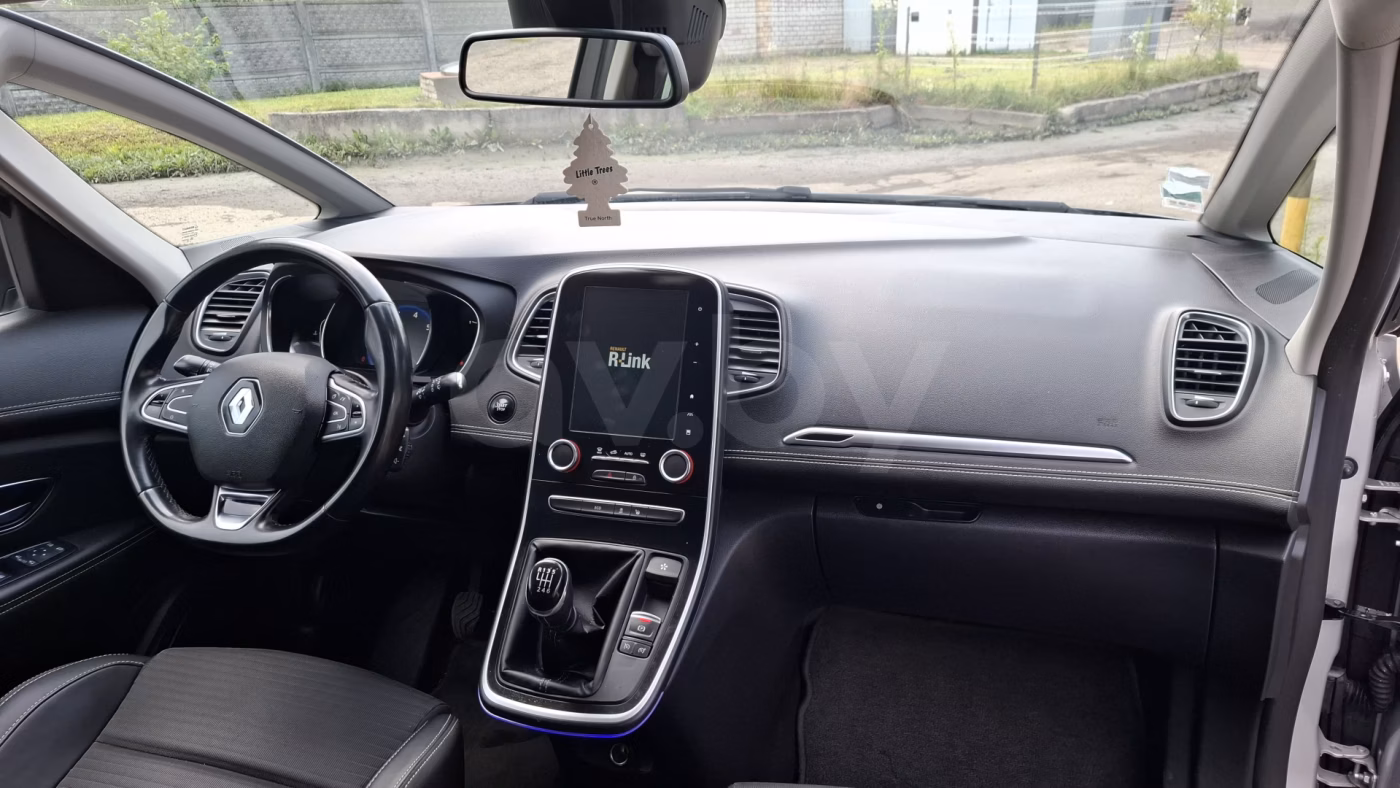 Renault Grand Scenic фото 11
