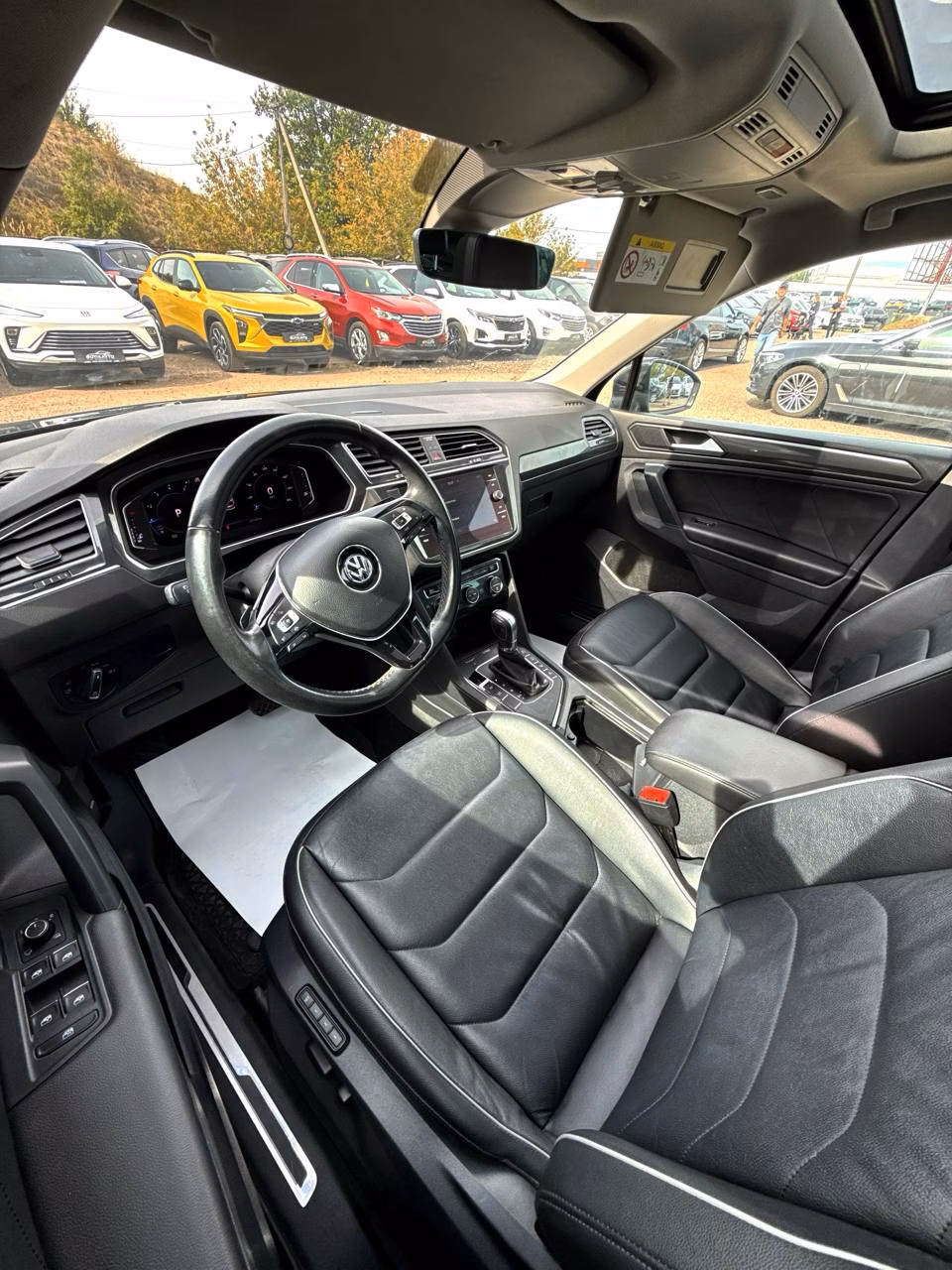 Volkswagen Tiguan фото 12