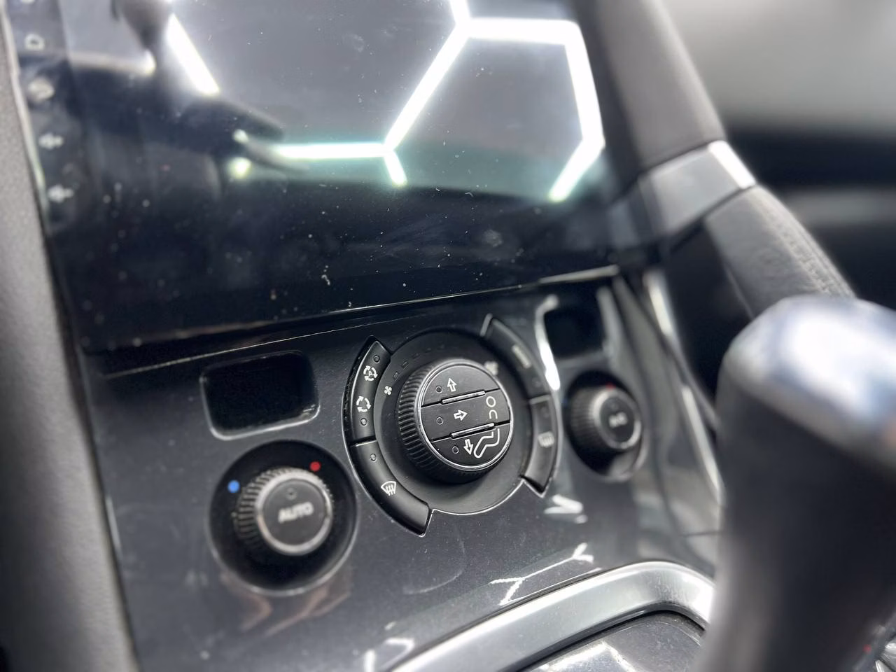 Peugeot 3008 фото 12