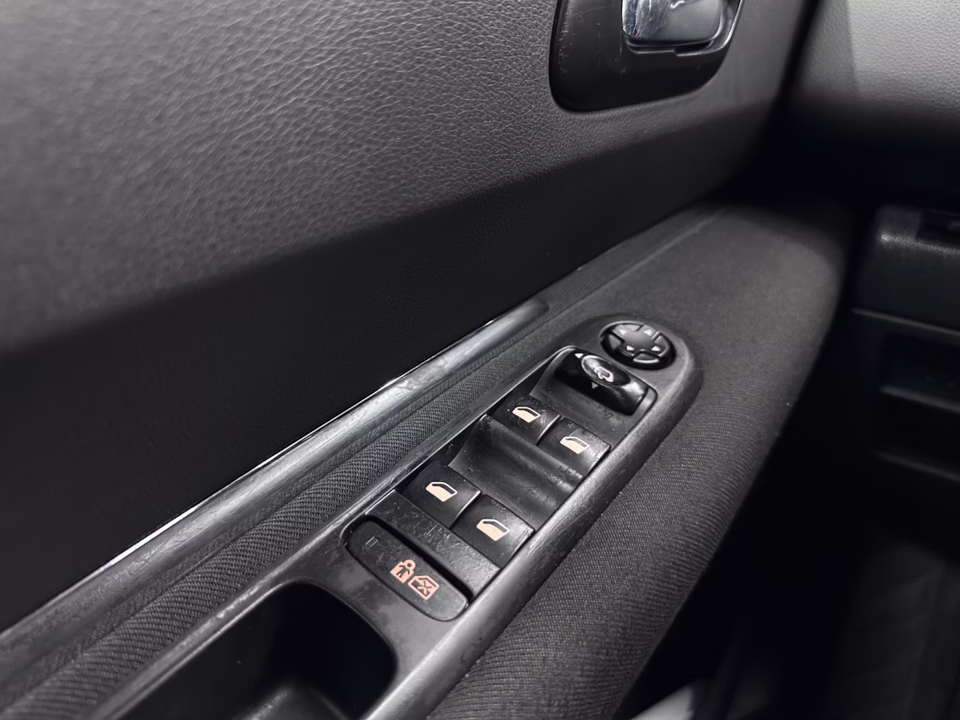Peugeot 3008 фото 15