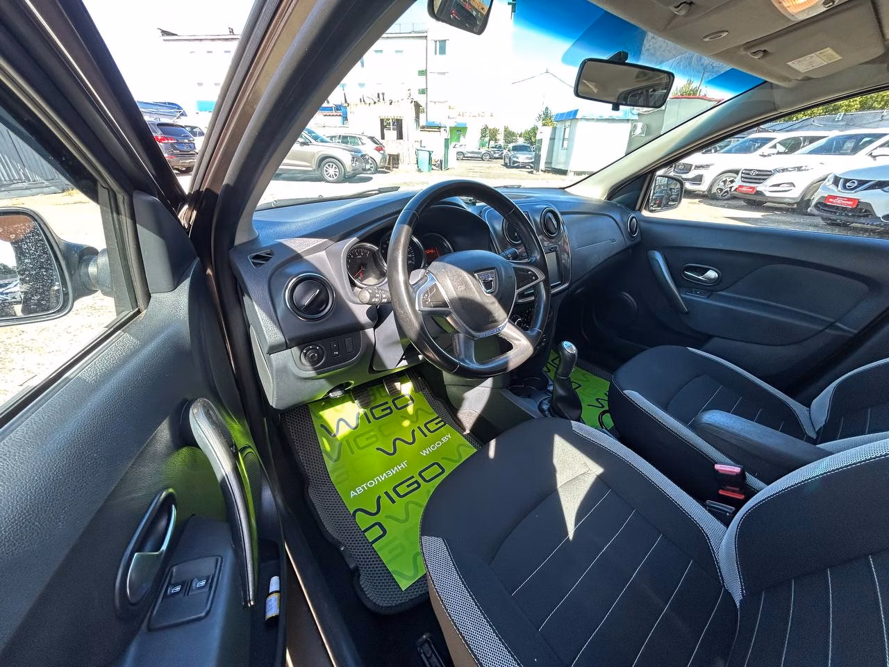 Dacia Sandero Stepway фото 9