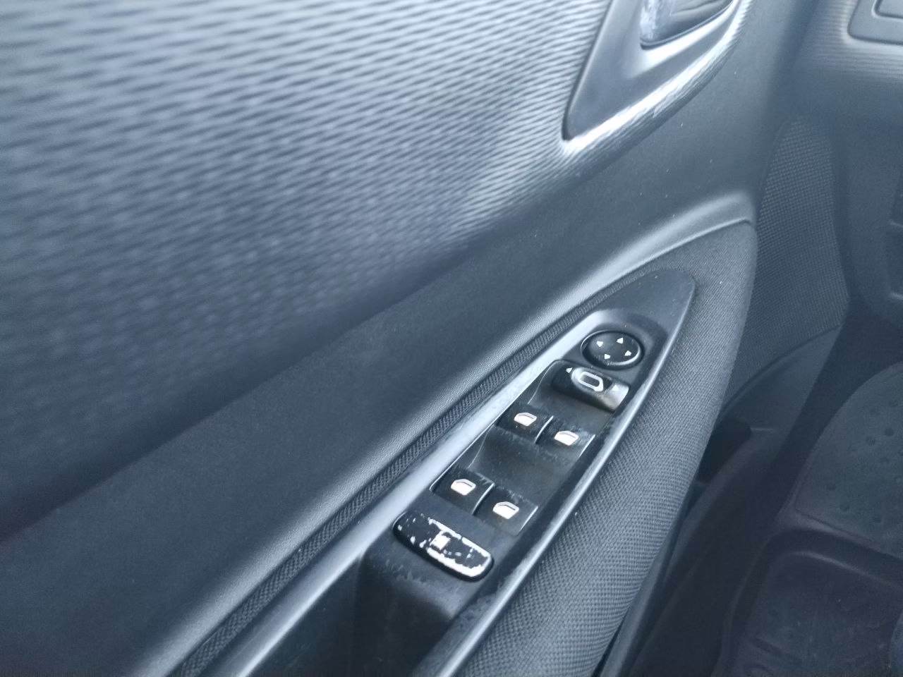Citroen C4 фото 21