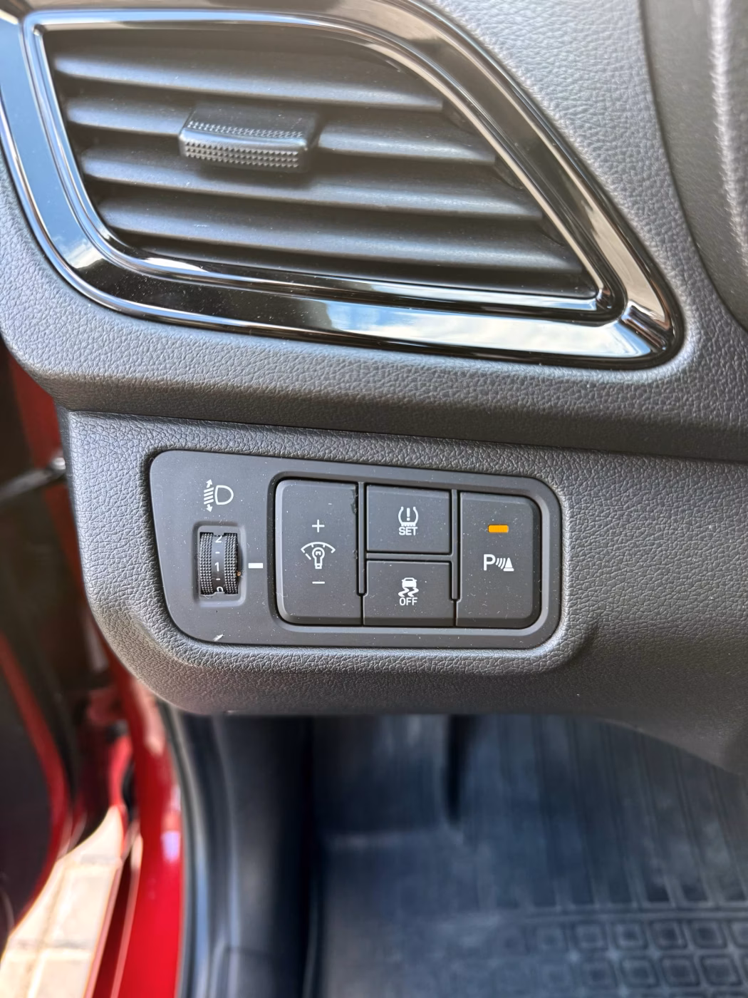 Hyundai Accent фото 11