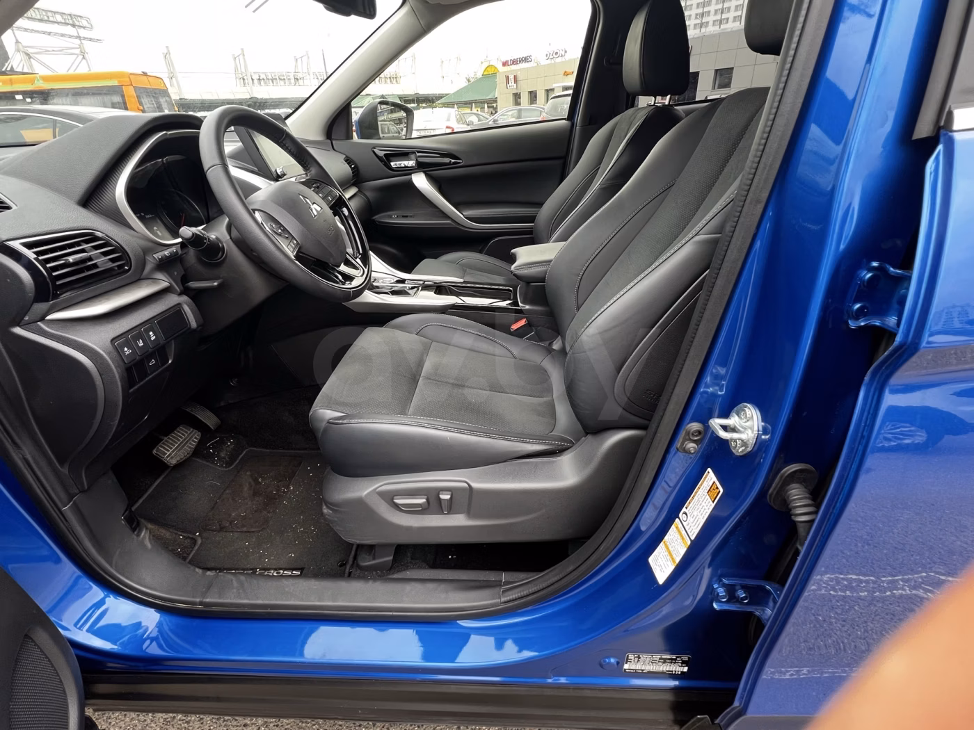 Mitsubishi Eclipse Cross фото 8