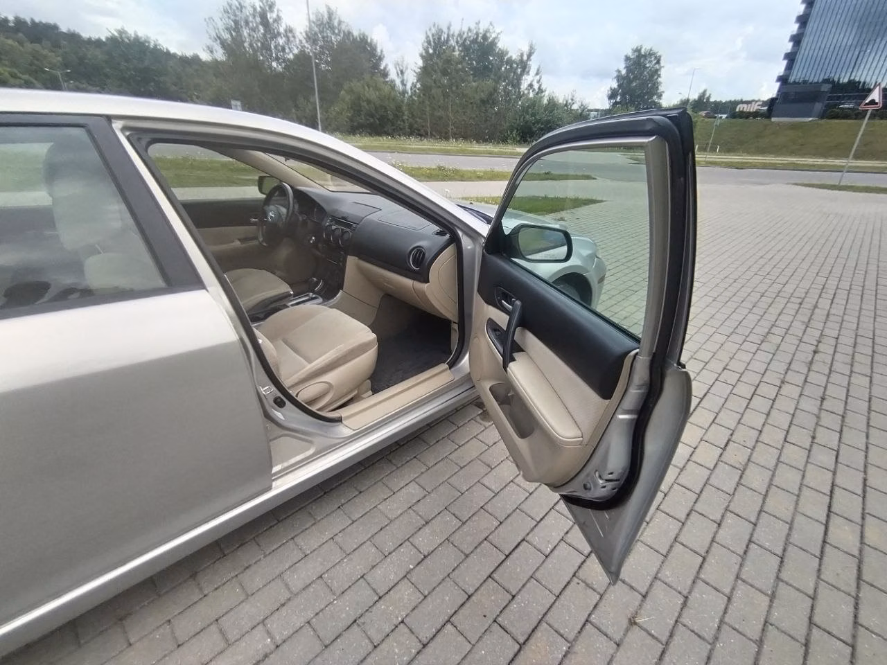 Mazda 6 фото 11