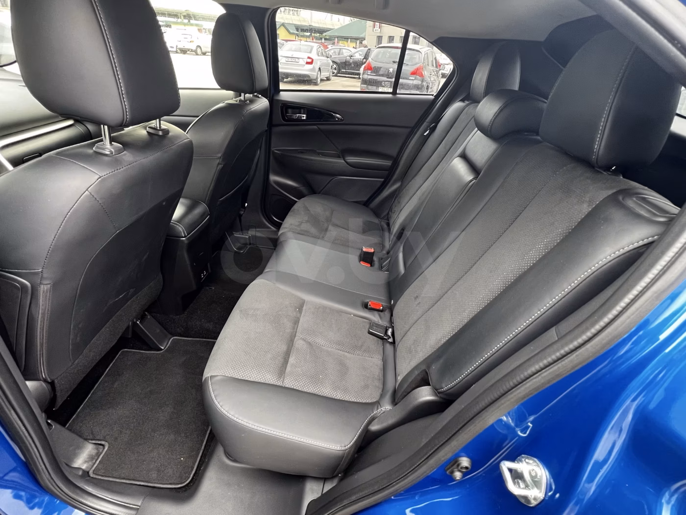 Mitsubishi Eclipse Cross фото 9