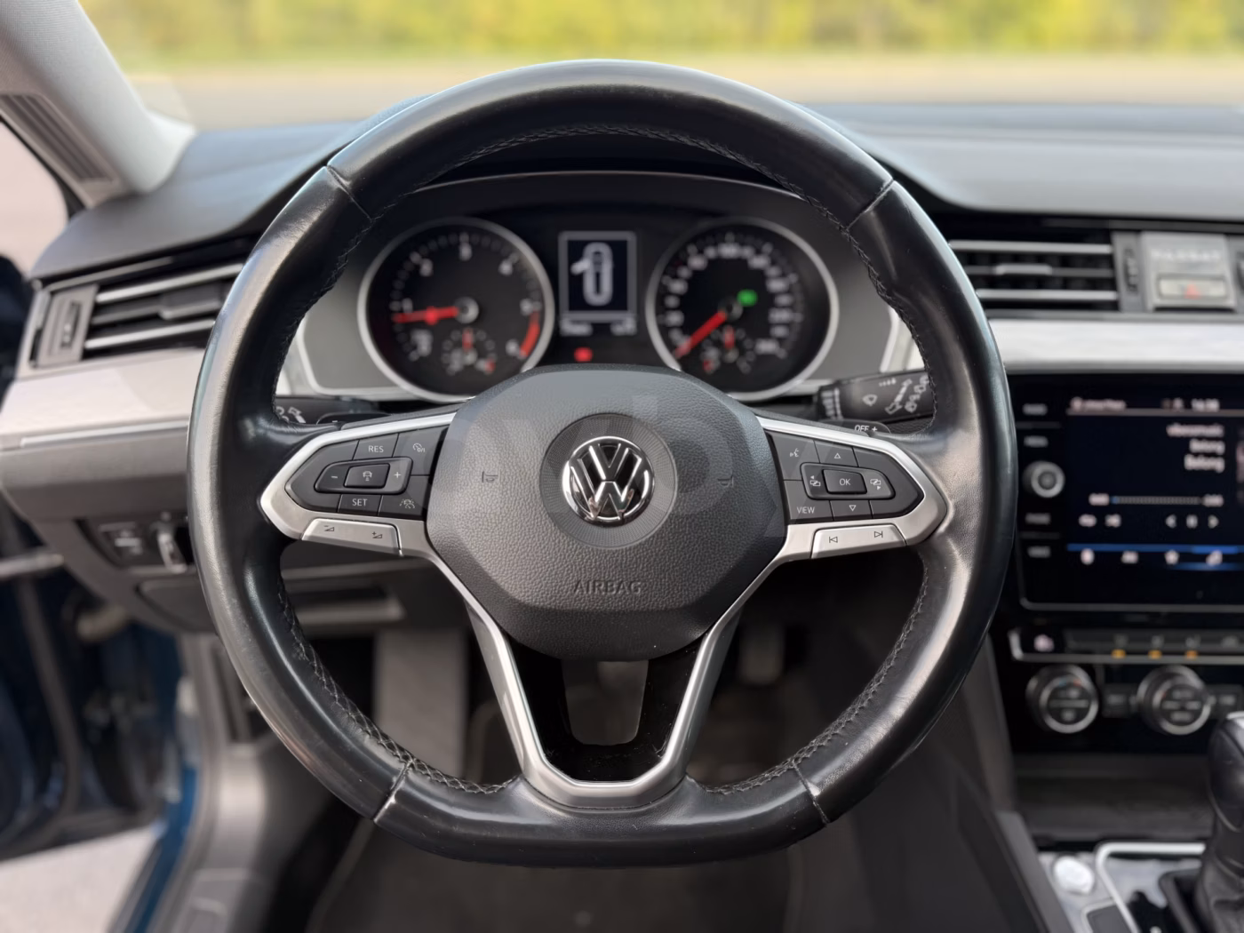 Volkswagen Passat фото 19