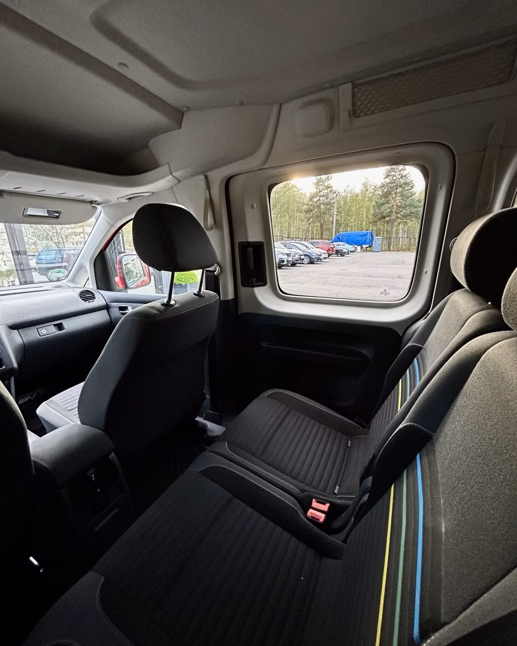 Volkswagen Caddy фото 8