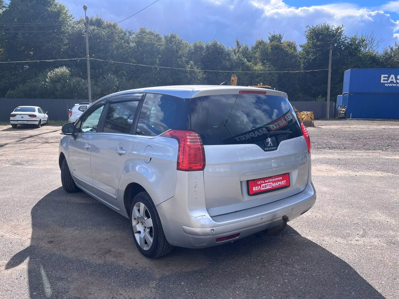 Peugeot 5008 фото 7