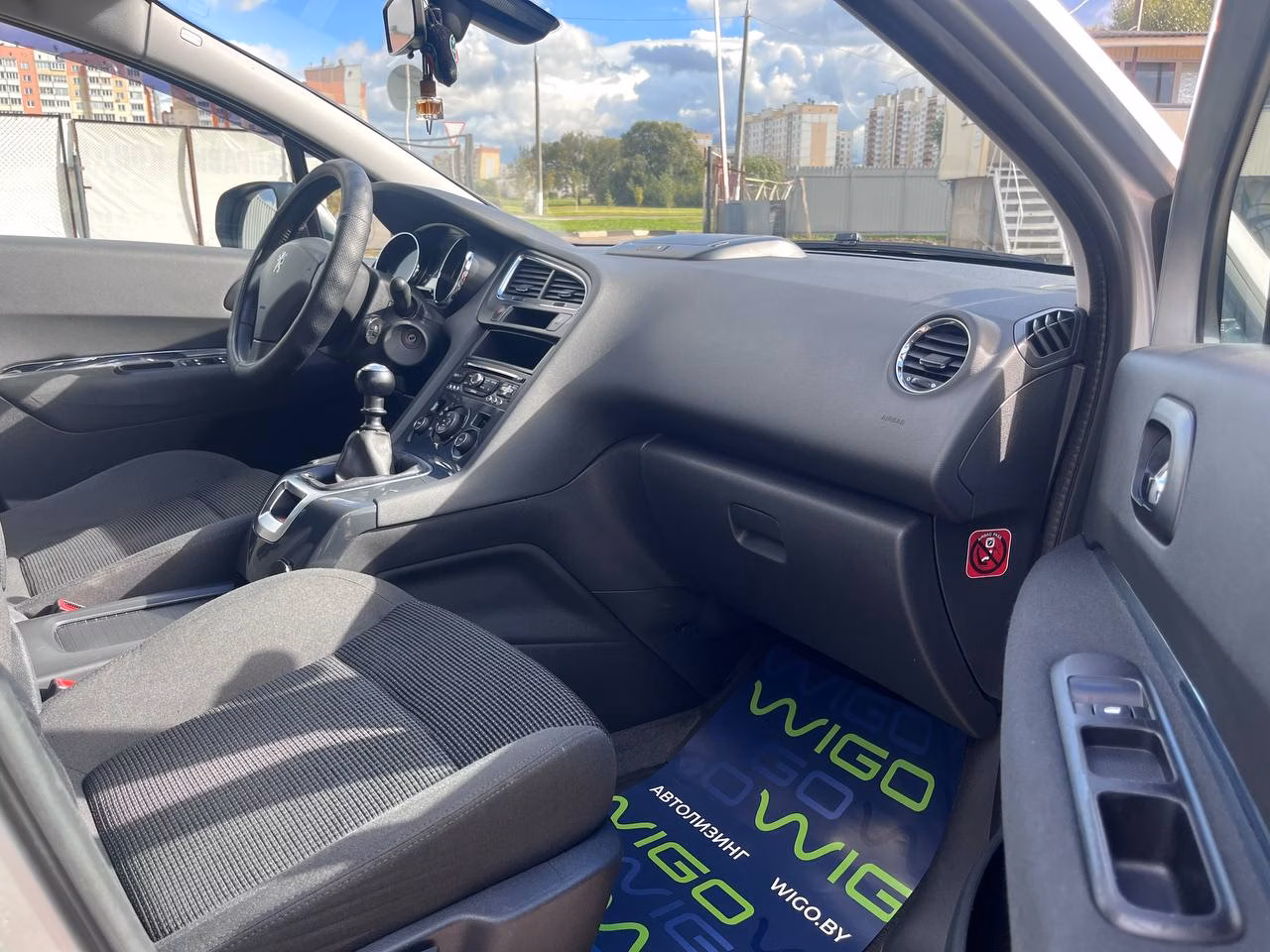 Peugeot 5008 фото 18