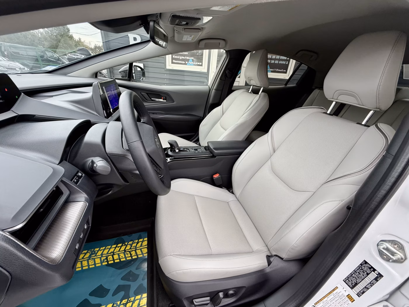 Toyota Prius фото 29