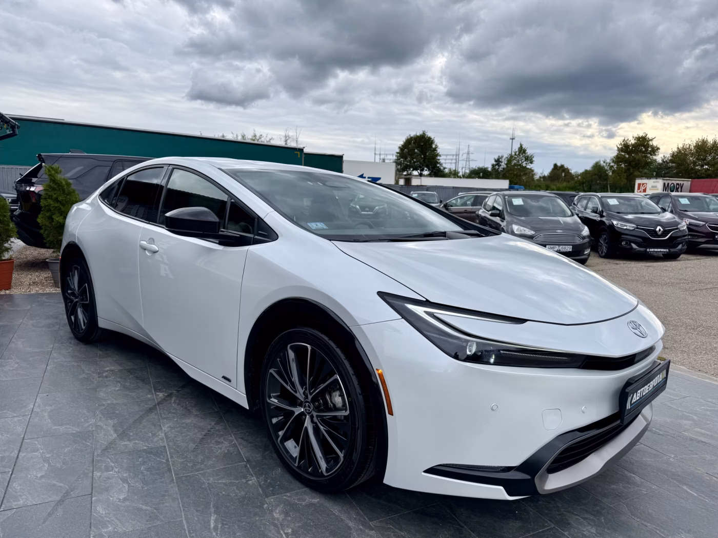 Toyota Prius фото 4