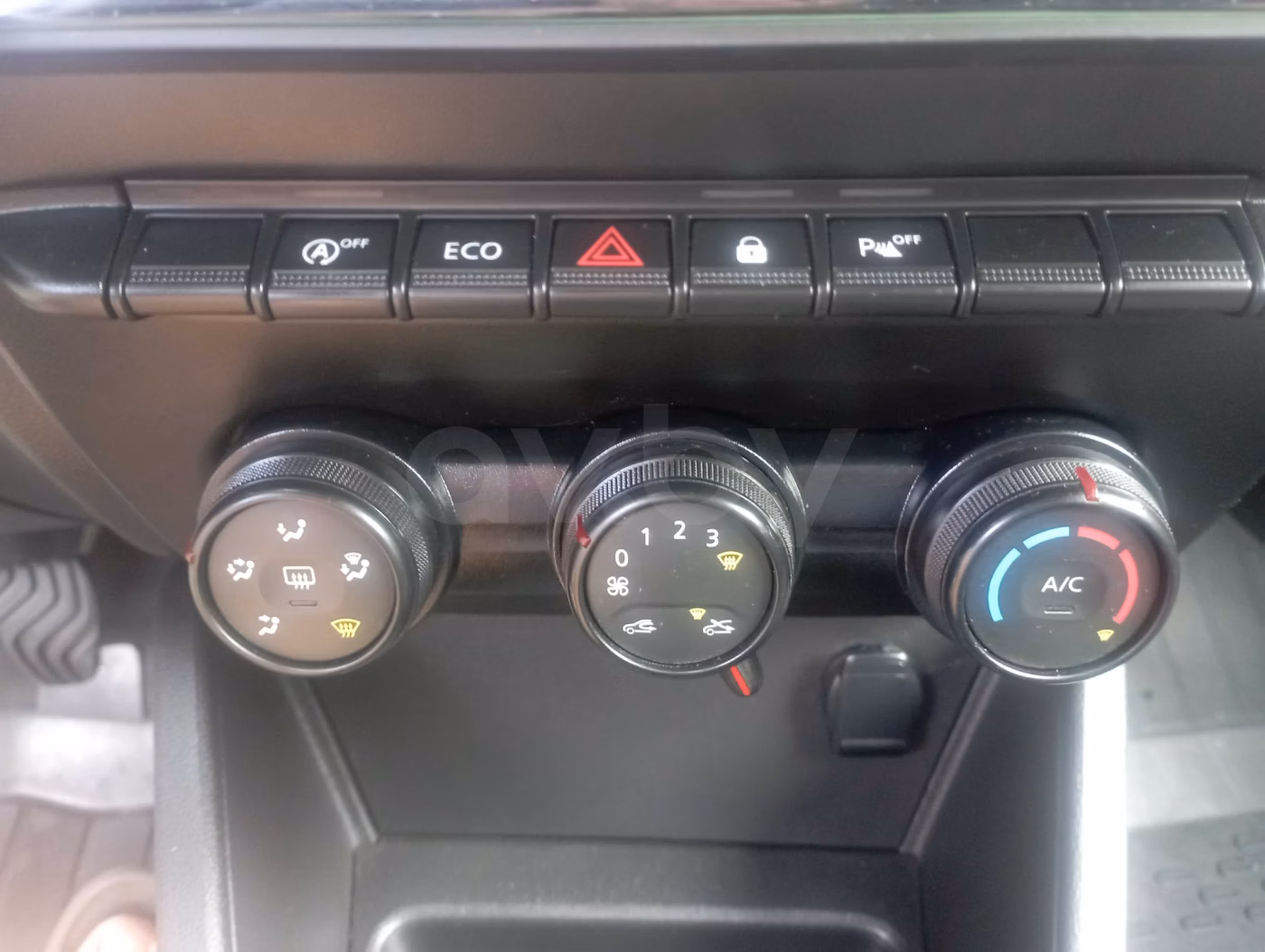 Dacia Duster фото 14