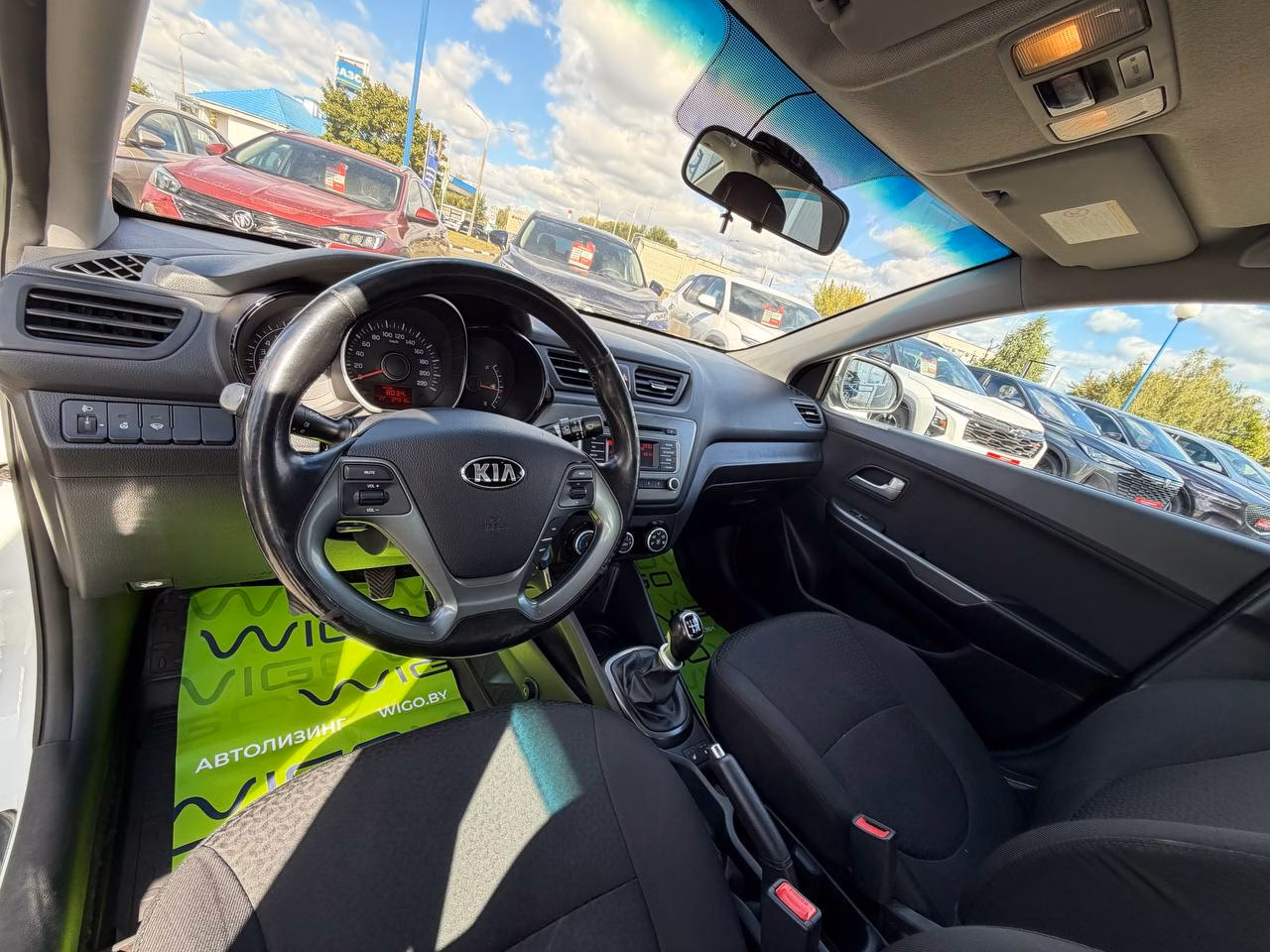 Kia Rio фото 16
