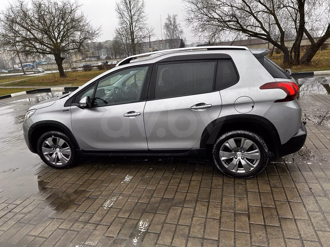 Peugeot 2008 фото 2
