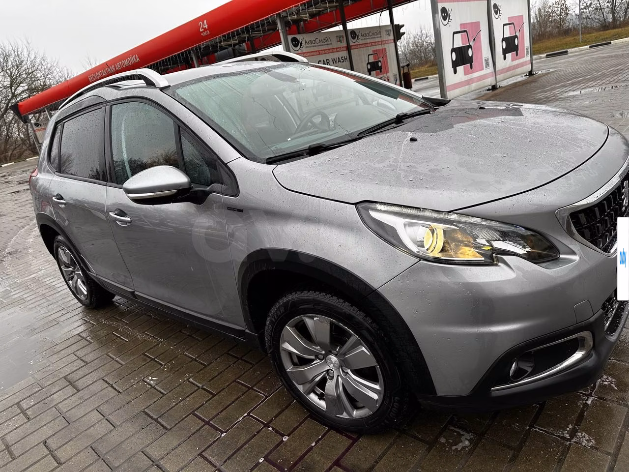 Peugeot 2008 фото 3