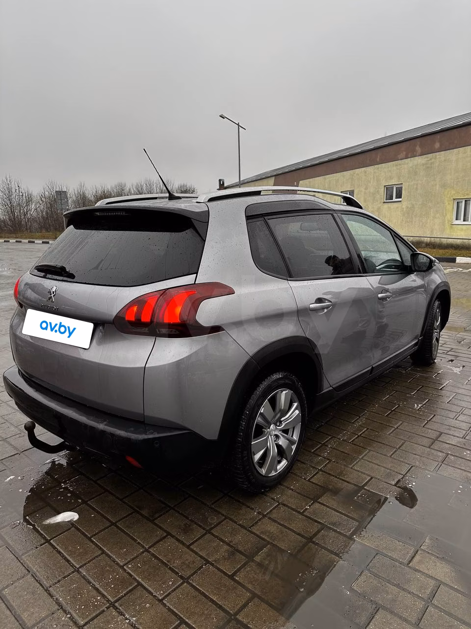 Peugeot 2008 фото 7