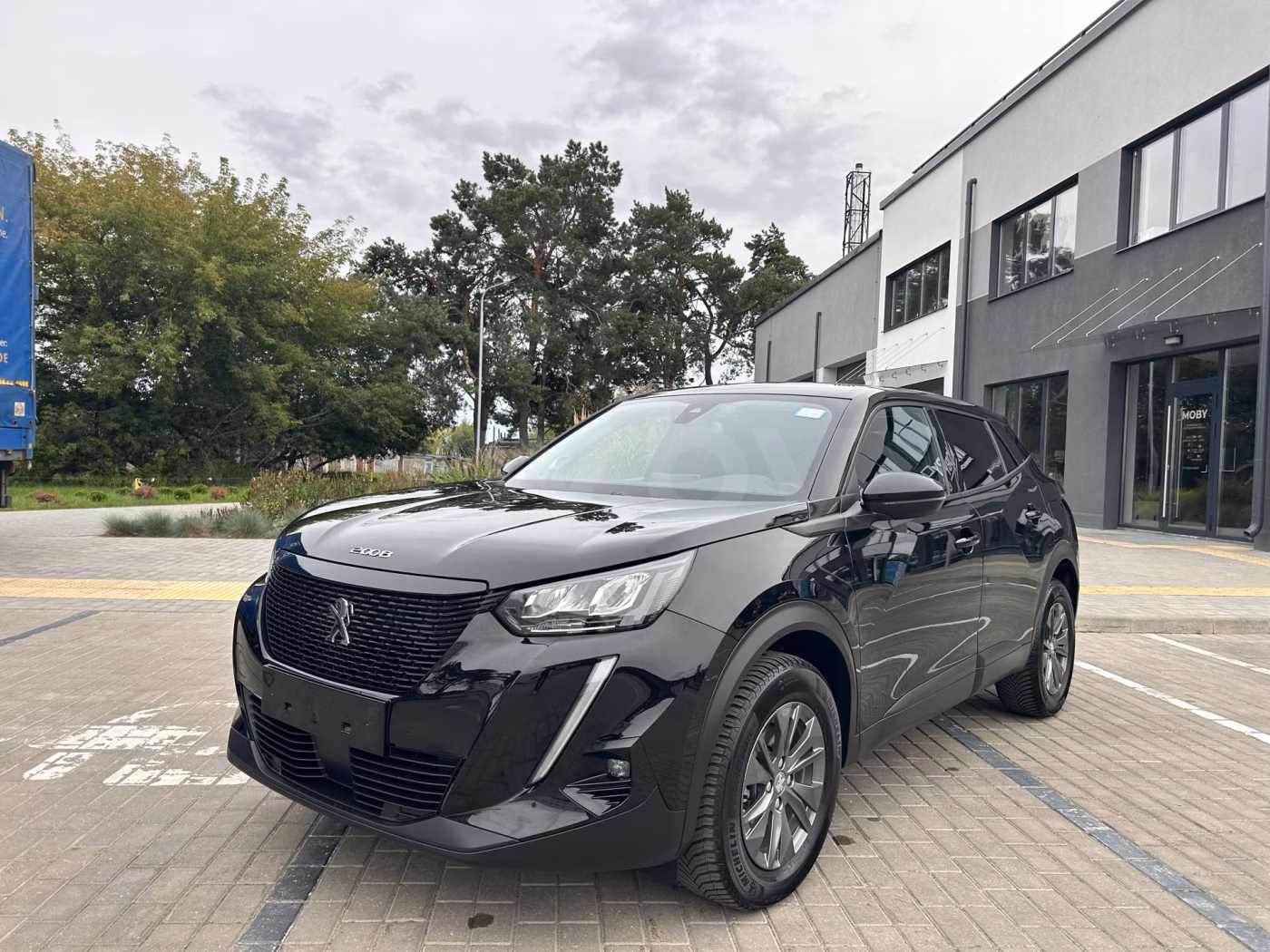 Peugeot 2008 фото 3